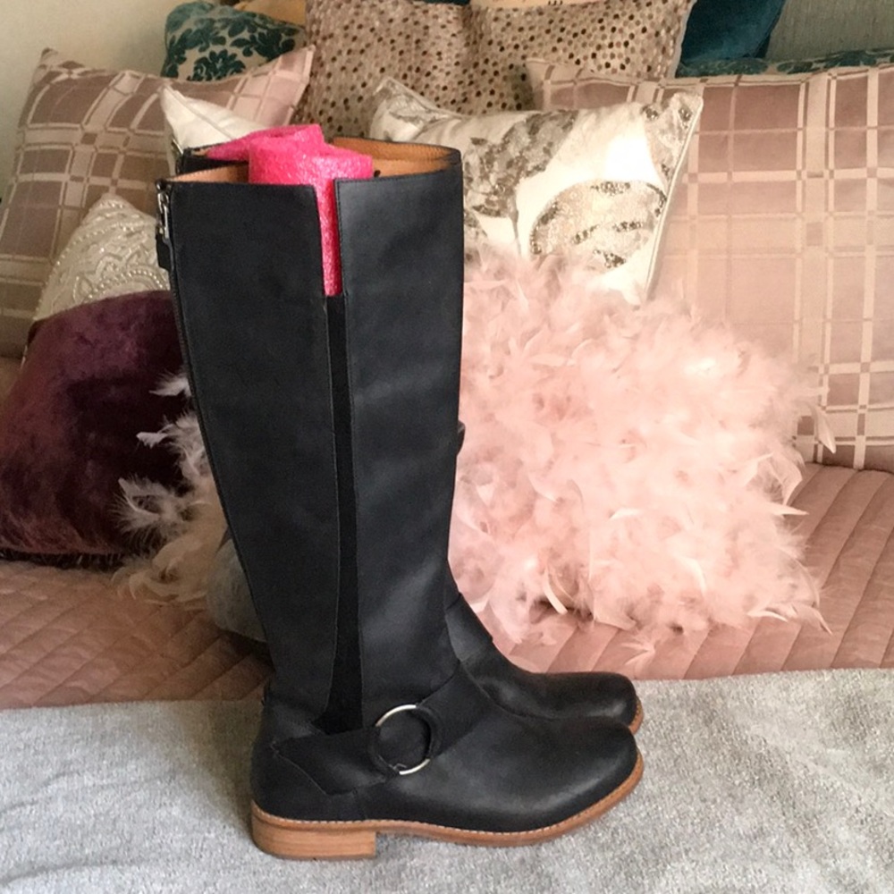 Olukai Black Leather boots Size 9.5 with wide calf opening at 16”